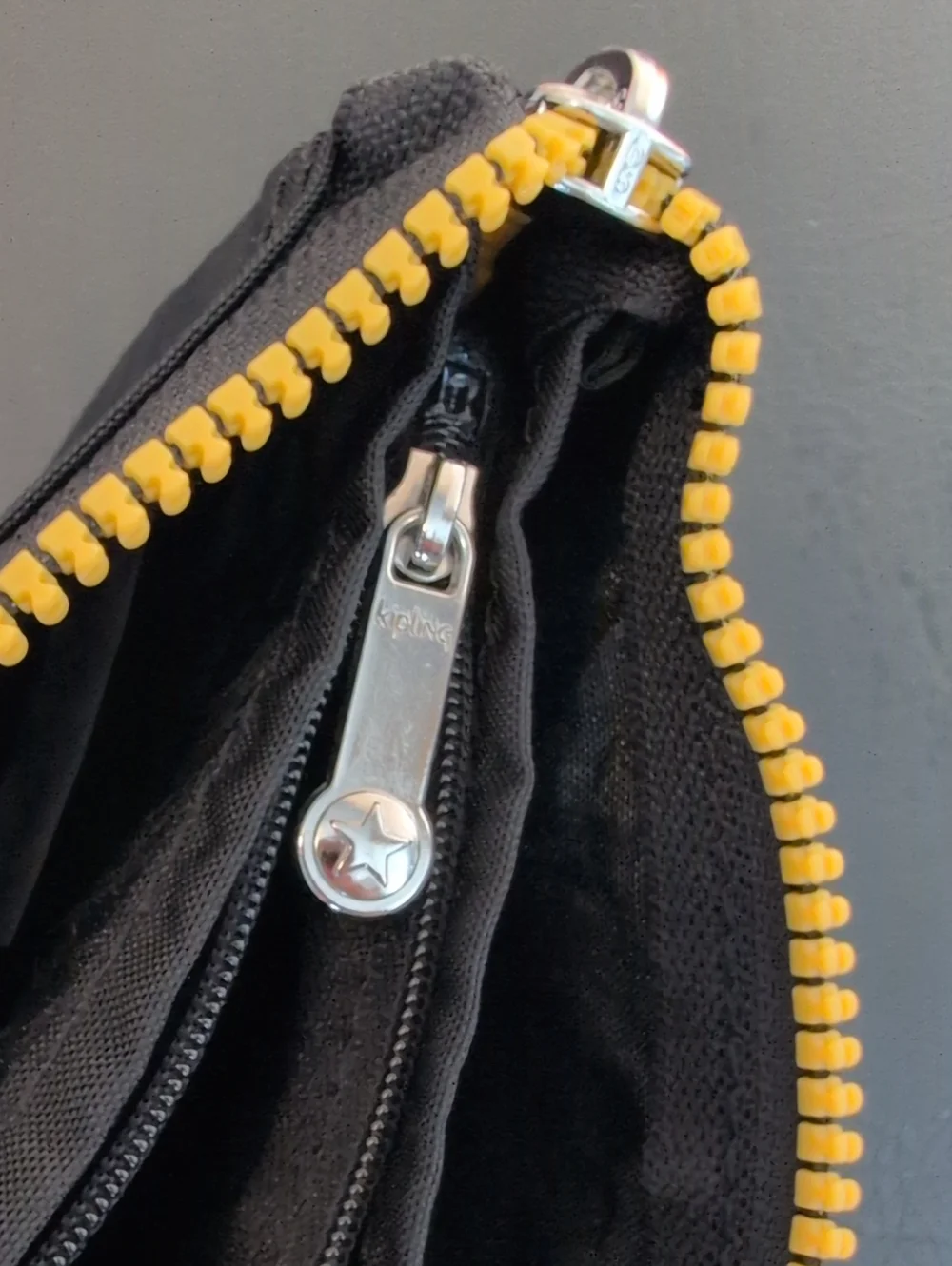 Kipling x Harry Potter Hufflepuff Black & Yellow Zip Pouch